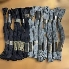 刺繍糸　12本　2色　黒　グレー　中古