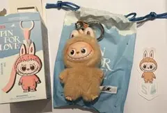 ダイバシティ購入　ラブブ イニシャル ぬいぐるみ アルファベット Labubu