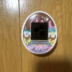 たまごっちみーつ　スイーツみーつver. ホワイト たまごっちみーつ スイーツみーつver.発売決定！ | BANDAI TOYS