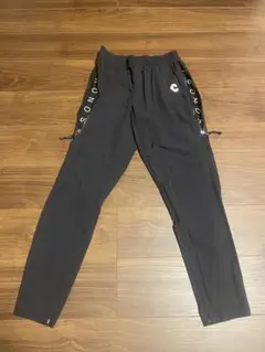 CRONOS ナイロンパンツM 黒