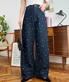 美品　moment+ パール＆ビジュー＆ラインストーンデニムパンツ　Sサイズ