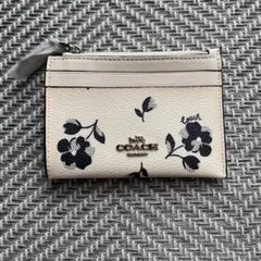 【超美品/2025新作】COACH 公式在庫切れ二つ折り財布夏カラーフローラル白 超美品/2025新作】COACH 公式在庫切れ二つ折り財布夏カラーフローラル