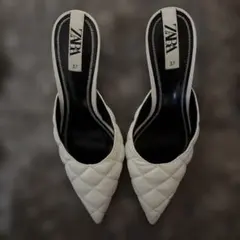 ZARA ヒール　キルティングミュール　白　37