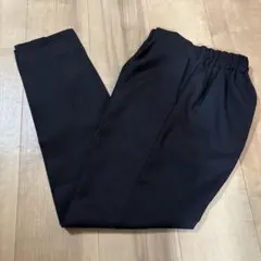 黒スラックス ゴムウエスト