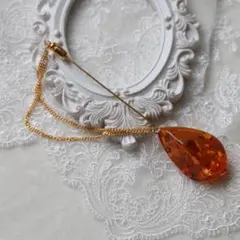 天然琥珀　アンバー 　プローチ　ハットピン