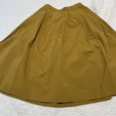 ユニクロ　フレアスカート　S