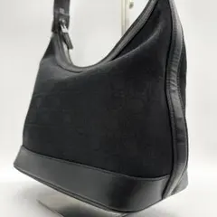 極美品✨️サルヴァトーレフェラガモ ガンチーニ柄ワンショルダーバッグハーフムーン