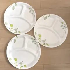Corelle リーフ柄 皿 3枚セットのサムネイル