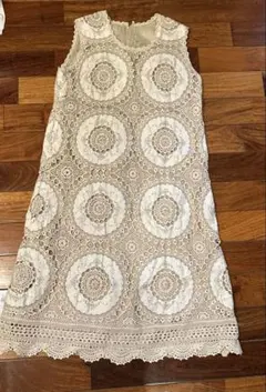 オフホワイト　レース　ワンピース　ノースリーブ　ショールとセット　結婚式2次会