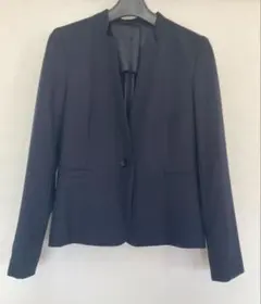 洋服の青山　アンカーウーマン　ネイビー ノーカラー スーツ