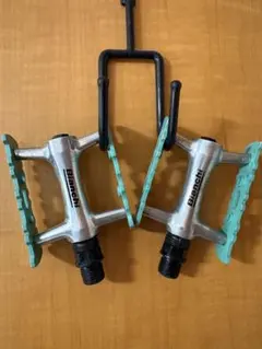 Bianchi フラットペダル シルバー チェレステカラーのサムネイル