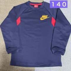 NIKE ナイキ　トップス　トレーナー　薄手