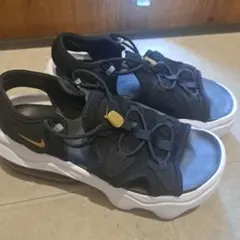 Item thumbnail for item 072b8d3b-f075-4678-8f71-267d85fadb81