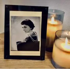 ポストカード1枚&フォトフレーム1個　ガブリエルシャネル展