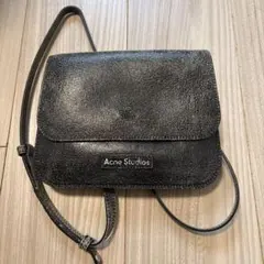 Acne Studios ブラックレザーショルダーバッグのサムネイル