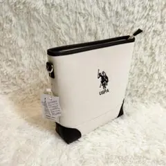 Item thumbnail for item e697d632-313c-47ac-8f64-03f651b2e952