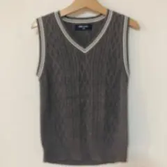 COMME CA FILLE ケーブル編みベスト 120A グレー