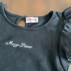 mezzo piano メゾピアノ 黒 フリル 半袖Tシャツ 130のサムネイル