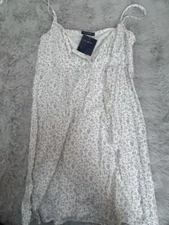 BRANDY MELVILLE ブランディメルビル キャミワンピース 小花柄