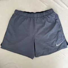 Nike トレーニングショーツ Sサイズ グレー