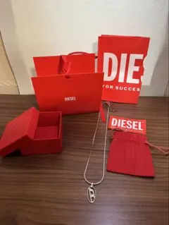 DIESEL ネックレス早い者勝ち！ Dロゴ シルバーカラーのサムネイル