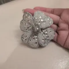 シルバー 花型 ブローチ