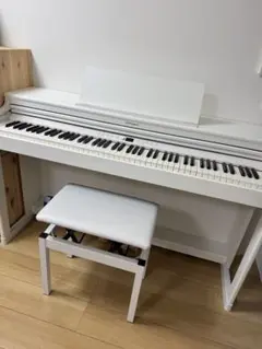 最終値下げ（引き取り限定） ホワイト電子ピアノ、椅子、楽譜 - メルカリ