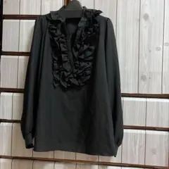 【本日限定お値下げ！】 GraceClass トップスのサムネイル