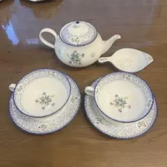 Noritake ティーカップセット 花柄 日本製　4点セット