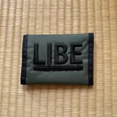 LIBE ライブ　財布　二つ折り