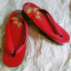 和装用　赤と黒の下駄