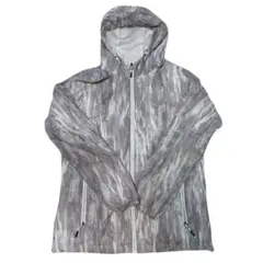 New Balance グレー/ホワイト ナイロンジャケット M