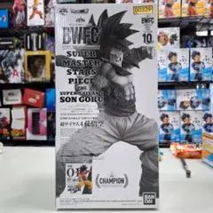 ⭐新品⭐0329 価格高騰中~!! BWFC SMSP 超サイヤ人4 孫悟空01