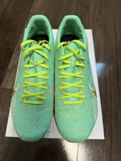 ナイキズーム マーキュリアル ヴェイパー15アカデミーFG/MG 27㎝