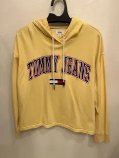 美品　TOMMY JEANS イエロー フード付きパーカー L