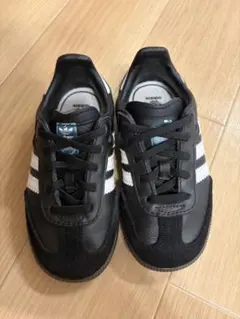 adidas SAMBA ブラック ホワイト スニーカー