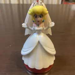 美品　ピーチ ウェディングスタイル amiibo
