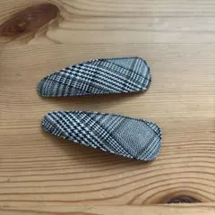 チェック柄ヘアピン　2個セット