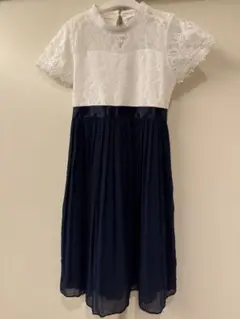 半袖レースワンピース 白とネイビー