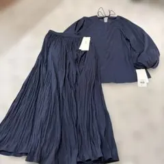 ミラオーウェン　セットアップ　新品未使用タグ付き匿名配送　ネイビー