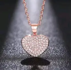 ハートデザイン ピンクgoldカラー お洒落なネックレス