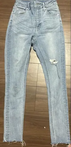 EVRIS スキニーデニム ダメージ加工