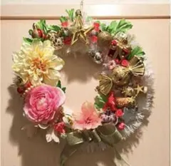 クリスマスリース ピンクとゴールドの装飾
