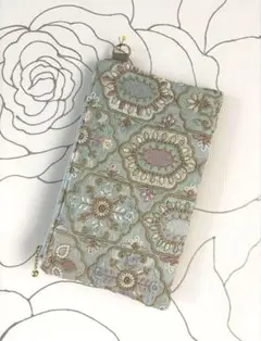 インド刺繍生地　ミントグリーン　マチなし　ポーチ
