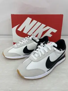 knmen149-0080 NIKE Paciffc HQ2052-100