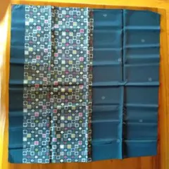 【新品・未使用】風呂敷 グリーン　幾何学 松竹梅模様　レーヨン