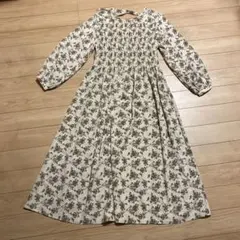 【新品】Discoat ディスコート ワンピース ベージュ エクリュ 花柄