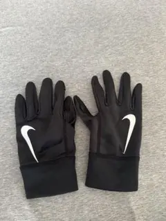 Nike 黒 手袋 滑り止め付き