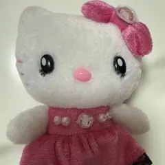 USJ ユニバ サンリオ ハローキティ マスコットキーホルダー ドレス