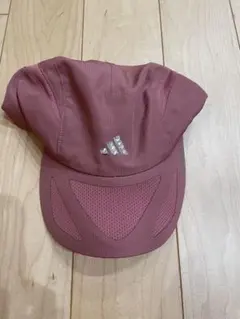 adidas ピンク ランニングキャップ OSFM